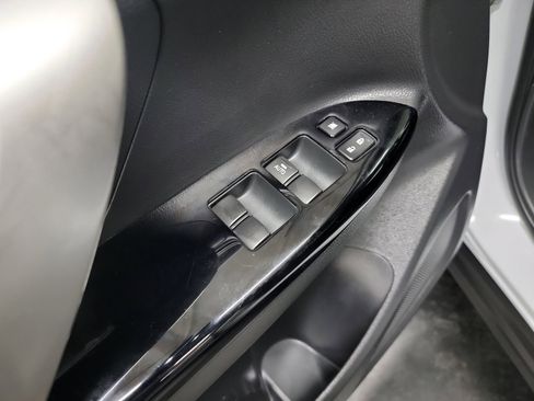 Used 2024 Mitsubishi Eclipse Cross LE AWD/4WD image 14