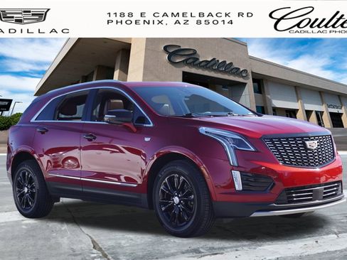 Used 2021 Cadillac XT5 Premium Luxury image 4