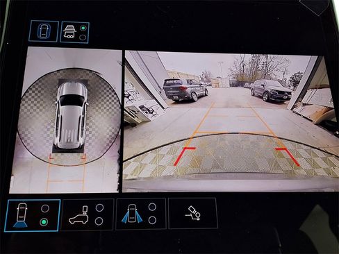 New 2026 GMC Acadia Elevation image 14