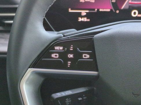 Used 2025 Audi Q5 Premium image 25