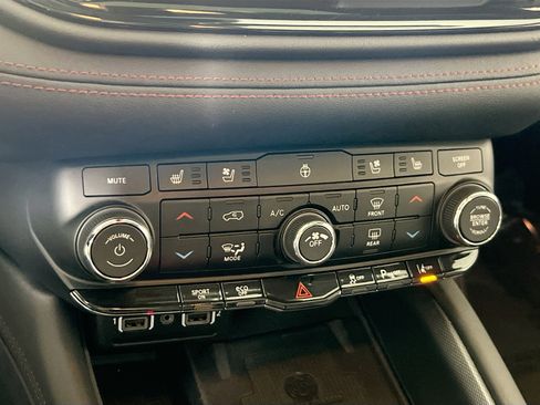 Used 2022 Dodge Durango R/T image 16