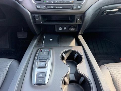 Used 2025 Honda Ridgeline TrailSport image 15