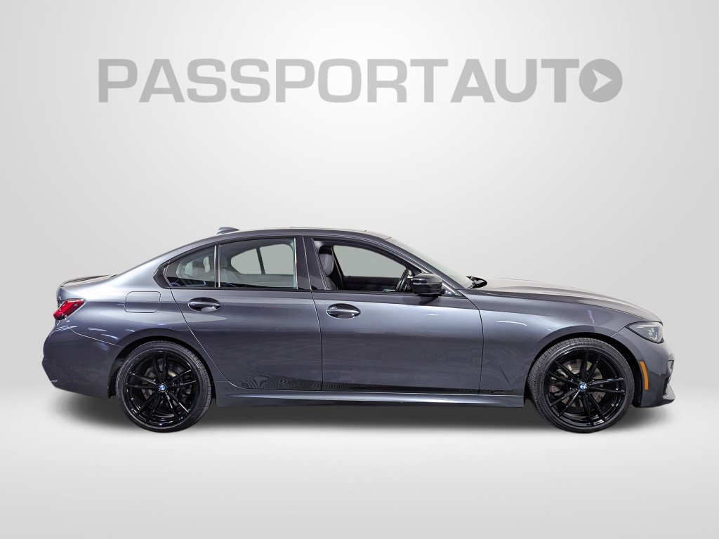 Used 2022 BMW 330i xDrive Sedan w/ M Sport Package AWD/4WD image 8