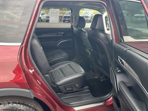 Used 2024 Kia Telluride SX Prestige AWD/4WD image 28