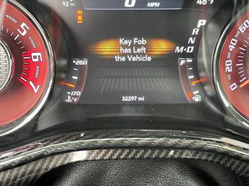 Used 2018 Dodge Challenger SRT Hellcat RWD image 31
