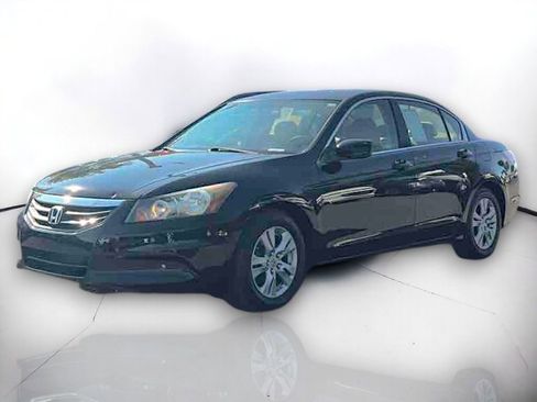 Used 2011 Honda Accord LX-P image 2