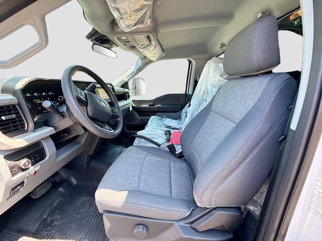 New 2026 Ford F550 4x4 Regular Cab Super Duty image 16