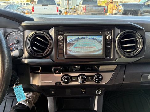 Used 2018 Toyota Tacoma SR w/ SR Convenience Package RWD image 22