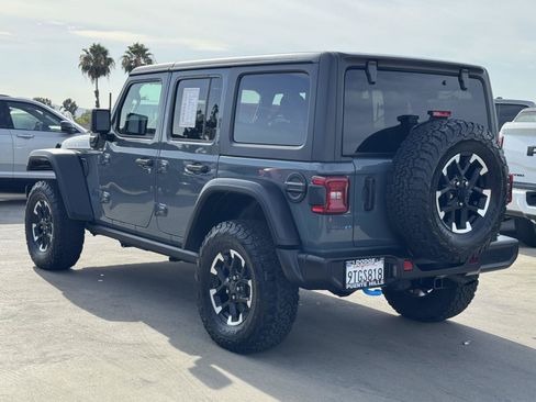 Certified 2025 Jeep Wrangler Unlimited Rubicon 4xe w/ Convenience Group AWD/4WD image 5