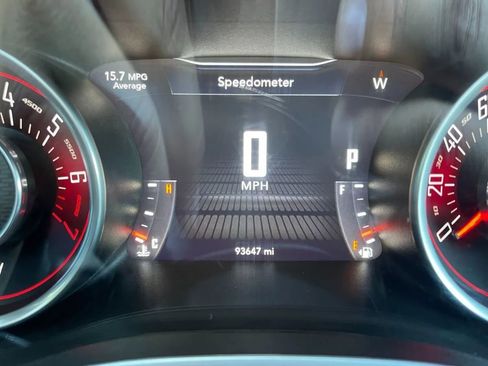 Used 2015 Dodge Challenger SXT Plus image 23