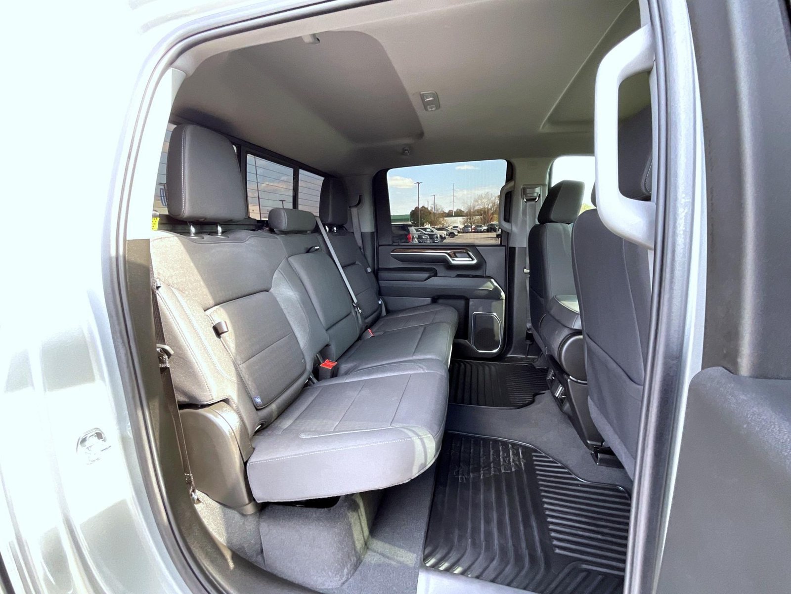 Used 2024 GMC Sierra 3500 SLE w/ SLE Value Package AWD/4WD image 23