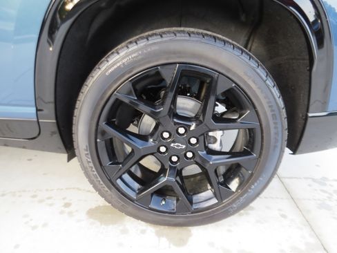 New 2026 Chevrolet Traverse RS w/ LPO, Floor Liner Package FWD image 10