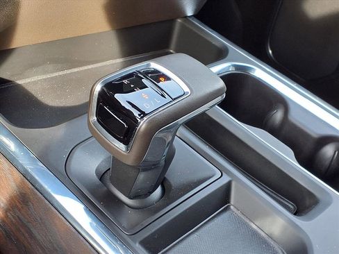 Used 2023 GMC Sierra 1500 SLT w/ SLT Premium Package image 11