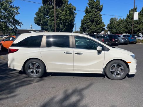 Used 2018 Honda Odyssey Touring image 6