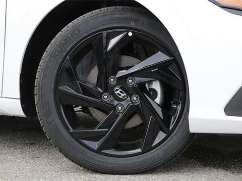 Certified 2026 Hyundai Elantra Sport FWD image 2