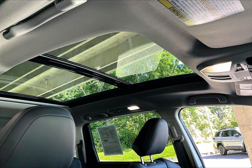 Certified 2026 Subaru Ascent Touring AWD/4WD image 12