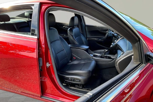 Used 2022 Chevrolet Malibu Premier FWD image 20
