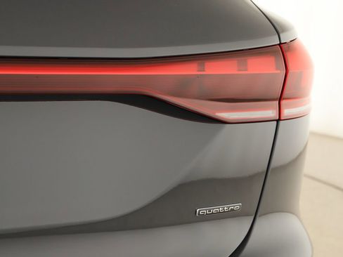 New 2027 Audi Q6 e-tron Premium Plus AWD/4WD image 33