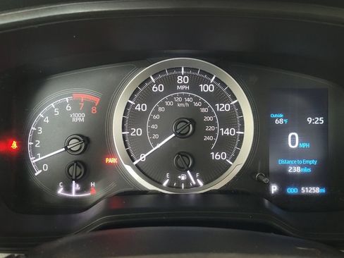 Used 2022 Toyota Corolla LE image 23