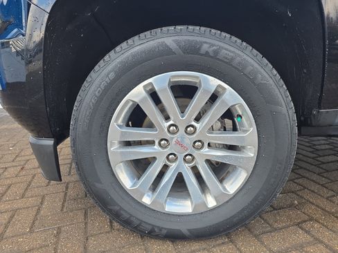 Used 2018 GMC Canyon SLT w/ Driver Alert Package image 11