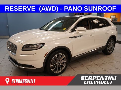 Used 2022 Lincoln Nautilus Reserve AWD/4WD image 1