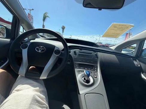 Used 2011 Toyota Prius Two FWD image 7