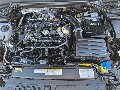 Certified 2025 Volkswagen GTI Autobahn FWD image 23