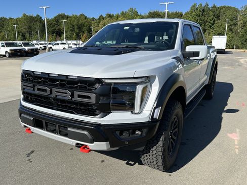 Used 2025 Ford F150 Raptor AWD/4WD image 5