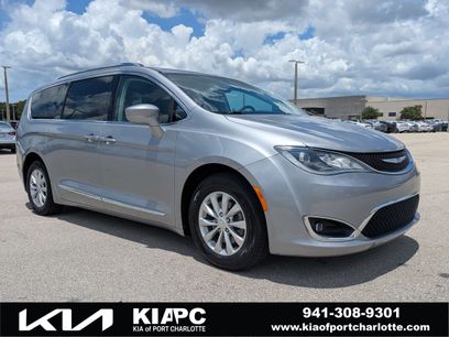 Used 2018 Chrysler Pacifica Touring-L Plus