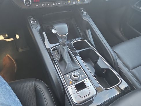 Used 2024 Kia Telluride S w/ S Sunroof Package image 13