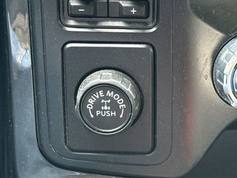 Used 2022 Ford F150 XLT w/ Equipment Group 302A High image 19