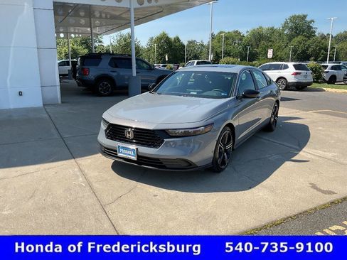 Certified 2025 Honda Accord Sport image 1