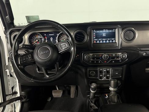 Used 2022 Jeep Wrangler Unlimited Sport image 14