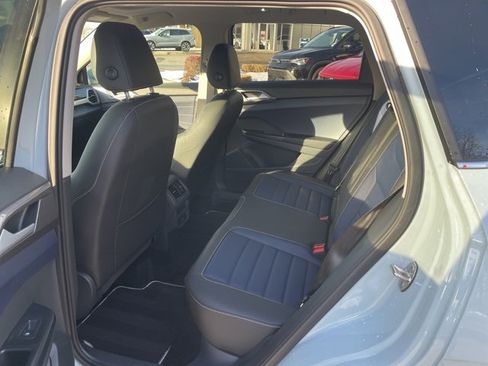 Certified 2025 Volkswagen Taos SEL image 8