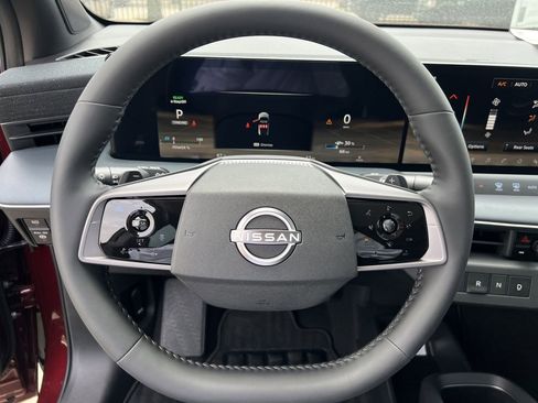 New 2026 Nissan Leaf Platinum+ w/ Cargo Package (Platinum+) FWD image 8
