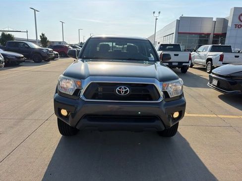 Used 2014 Toyota Tacoma 4x4 Double Cab w/ SR5 Package image 2