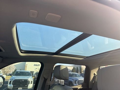 Used 2023 Toyota Tundra Limited image 10