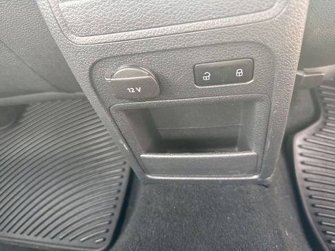 Used 2011 Volkswagen Jetta SE image 17