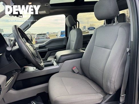 Used 2016 Ford F150 XLT w/ Equipment Group 302A Luxury image 12