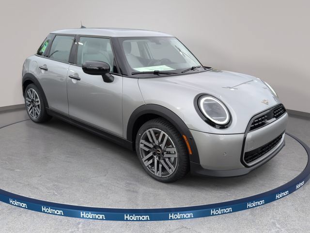 New 2026 MINI Cooper 4-Door Hardtop FWD image 3