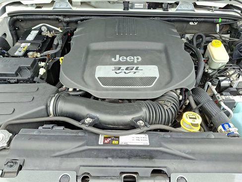 Used 2013 Jeep Wrangler Unlimited Sport AWD/4WD image 26