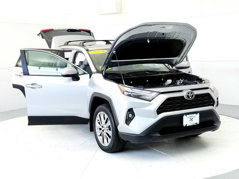 Used 2024 Toyota RAV4 XLE Premium w/ Weather Package AWD/4WD image 9