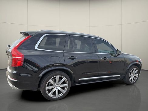Used 2017 Volvo XC90 T6 Inscription w/ Vision Package image 7