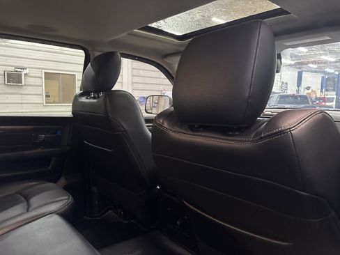 Used 2018 RAM 3500 Laramie w/ Sport Appearance Group image 33