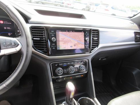 Used 2021 Volkswagen Atlas Cross Sport SEL Premium AWD/4WD image 31