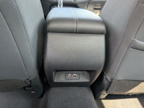 Used 2023 Nissan Altima 2.5 SV w/ SV Premium Package FWD image 18