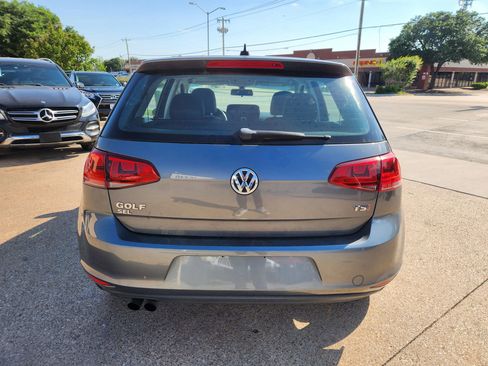 Used 2017 Volkswagen Golf SEL FWD image 4