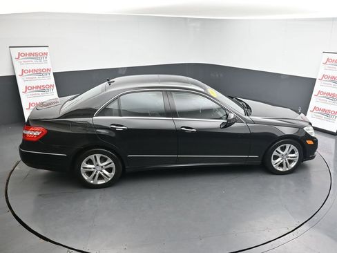 Used 2011 Mercedes-Benz E 350 4MATIC Sedan image 36