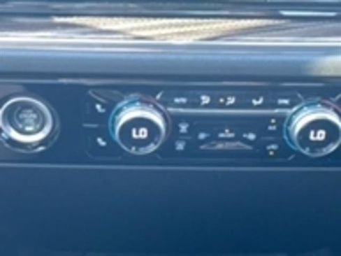 Used 2023 GMC Sierra 1500 Elevation image 20