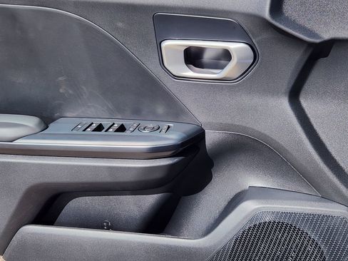 New 2026 Kia K4 LXS image 6